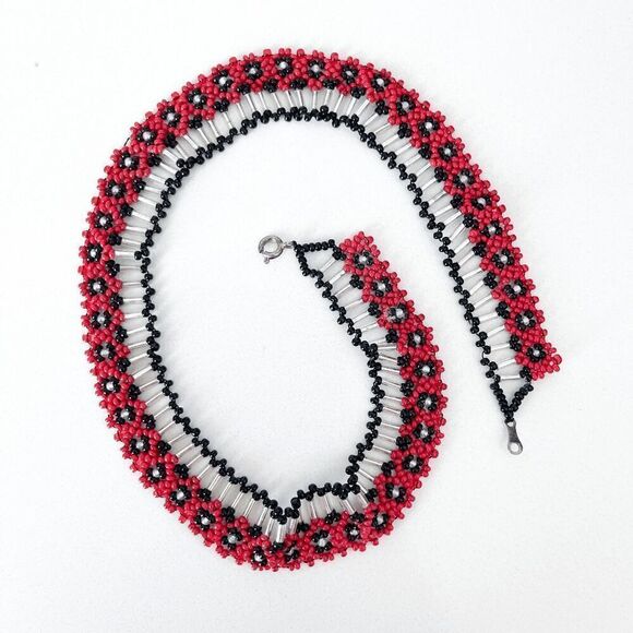 Handmade Women's Ukrainian Floral Beaded Choker Necklace Red Black Silver - Picture 4 of 5
